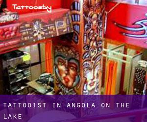 Tattooist in Angola on the Lake