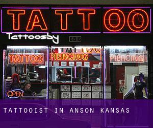 Tattooist in Anson (Kansas)