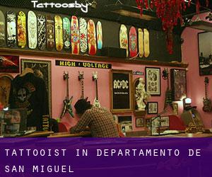 Tattooist in Departamento de San Miguel