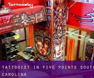 Tattooist in Five Points (South Carolina)