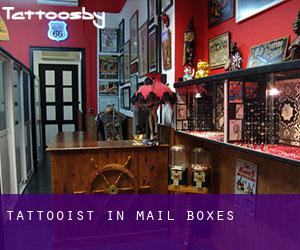 Tattooist in Mail Boxes