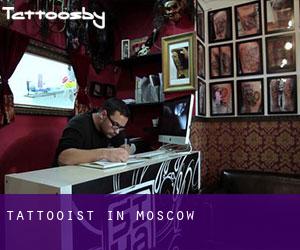 Tattooist in Moscow