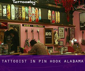 Tattooist in Pin Hook (Alabama)